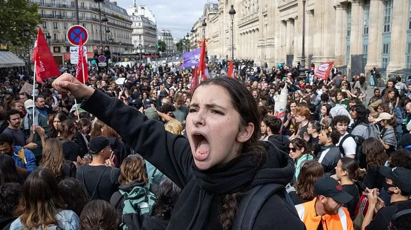 法国17万人举行“封锁法国”抗议游行，之后还有大罢工-第3张图片-