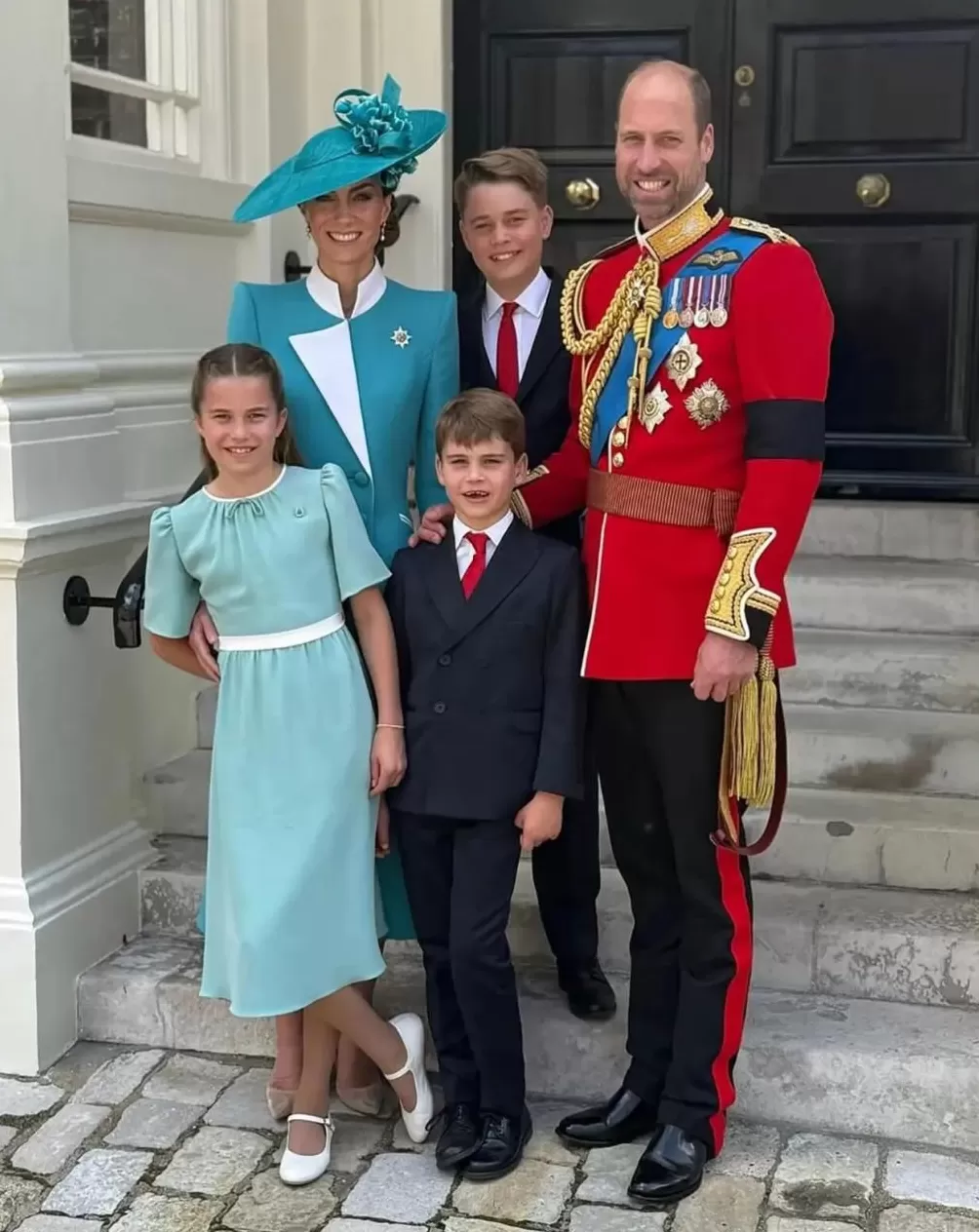 外媒曝凯特王妃戴假发遮化疗后遗症？出席活动发色频繁变化，网友：哪个头发才是真的？-第26张图片-