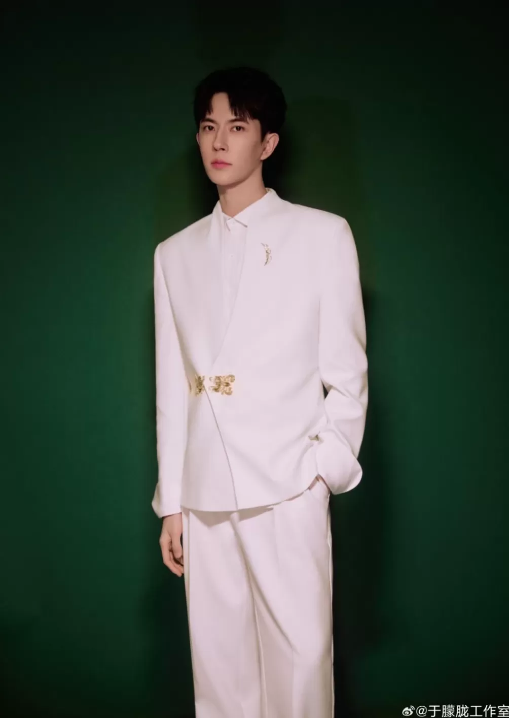 37岁演员于朦胧坠楼身亡，工作室：已排除刑事嫌疑，愿逝者安息，愿生者坚强-第4张图片-