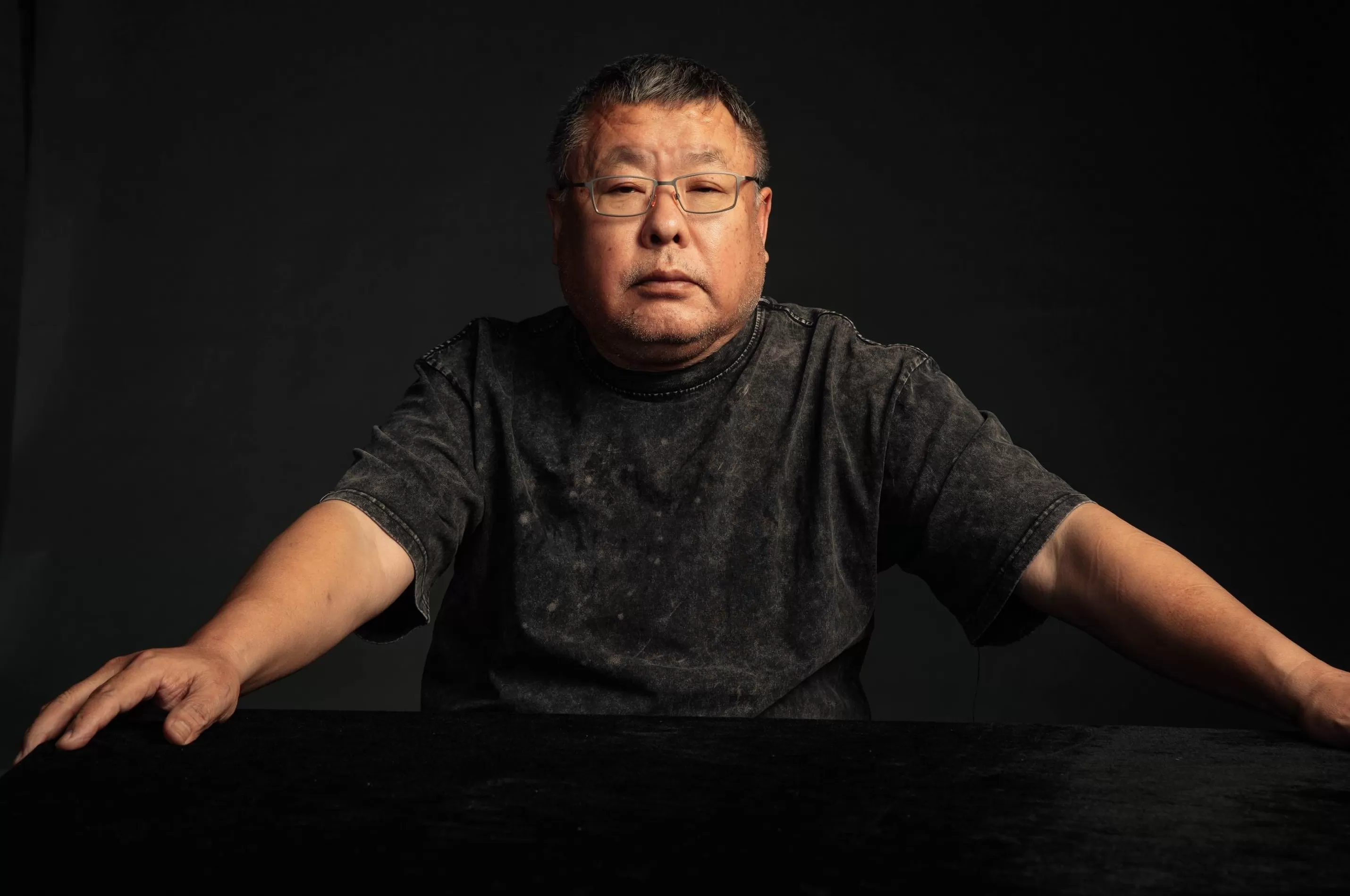 《生还》导演高群书：我不愿拿抗联题材去割韭菜，良心过不去 ｜专访-第1张图片-