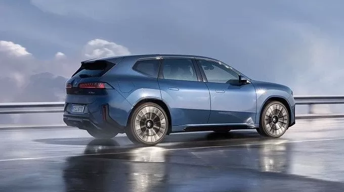 一周新车盘点 | 宝马iX3亮相 特斯拉Model Y长轴开启交付-第3张图片-