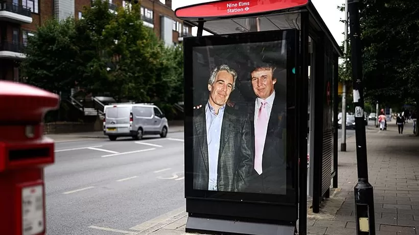 美国民主党人公开“特朗普给爱泼斯坦的庆生信”，克林顿也在文件中-第2张图片-