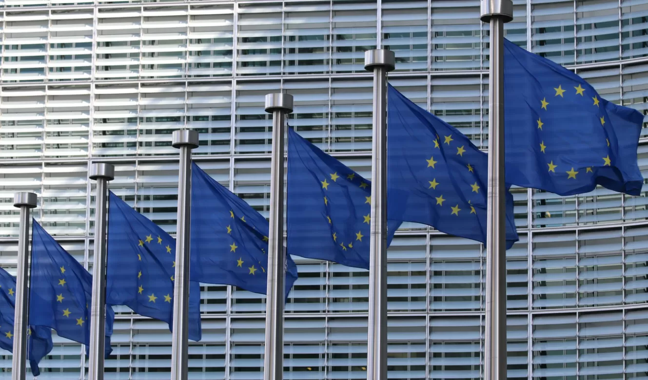 欧盟向乌克兰发放新一批10亿欧元贷款-第1张图片-