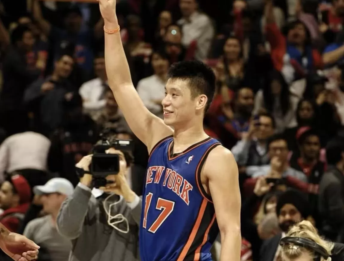 再见“林来疯”！NBA一支超级成长股退役了-第1张图片-