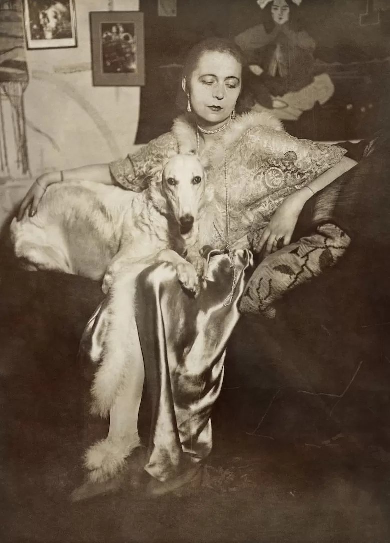 100年前她就开摄影工作室玩自拍了-第4张图片- 100年前她就开摄影工作室玩自拍了-第4张图片-