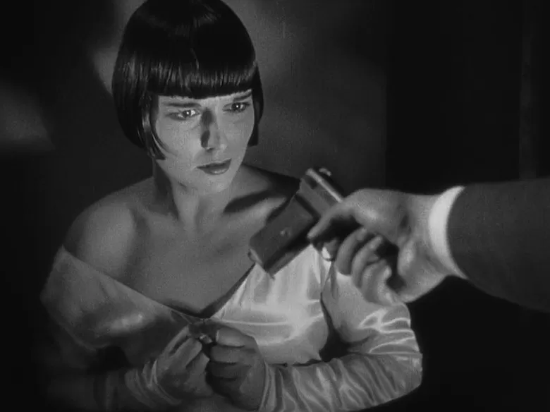 100年前她就开摄影工作室玩自拍了-第16张图片- 100年前她就开摄影工作室玩自拍了-第16张图片-