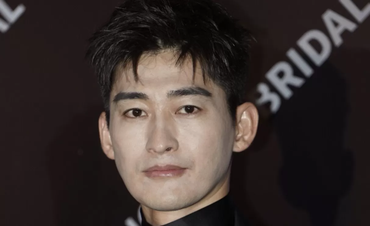 演员张翰165万股权遭冻结， 工作室回应源于工程合同纠纷-第1张图片-