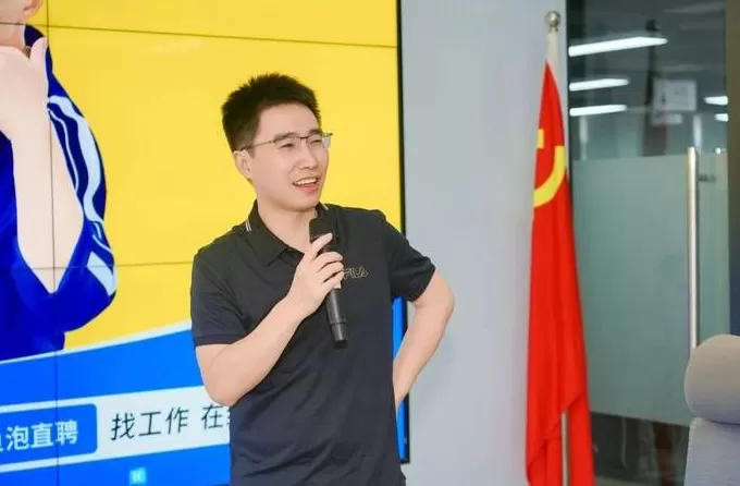 专访鱼泡直聘创始人周峰：离老大哥还差得远，但谁不想做第一？-第3张图片-