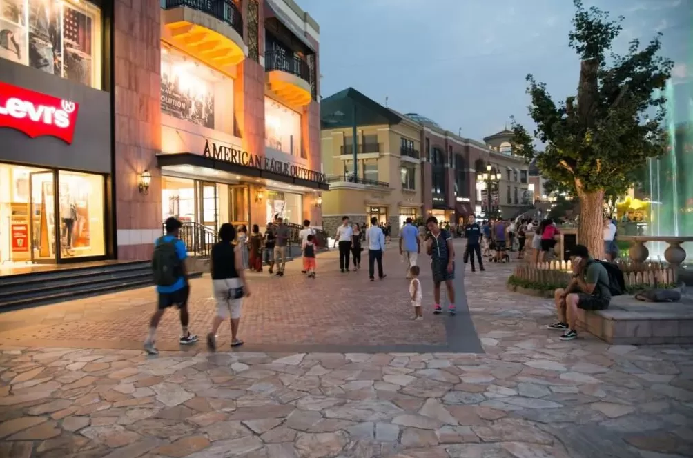 吴京的塌房，是老登时代的最后挽歌-第7张图片-