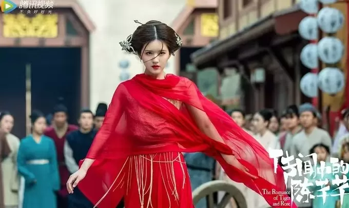 赵露思直播掀桌,流量明星真被资本做局了?-第5张图片- 赵露思直播掀桌,流量明星真被资本做局了?-第5张图片-