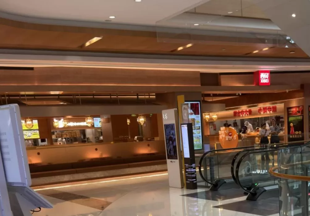 大河报记者实探郑州西贝餐厅:已上线“罗永浩菜单”,参观后厨需出示健康证明-第2张图片- 大河报记者实探郑州西贝餐厅:已上线“罗永浩菜单”,参观后厨需出示健康证明-第2张图片-