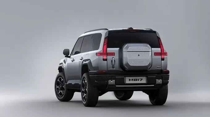 一周新车盘点 | 猛士M817开启预售 路虎卫士OCTA国内正式发布-第3张图片-