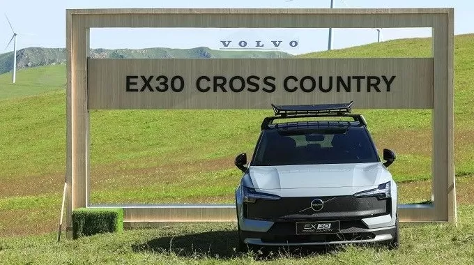 一周新车盘点 | 猛士M817开启预售 路虎卫士OCTA国内正式发布-第12张图片-