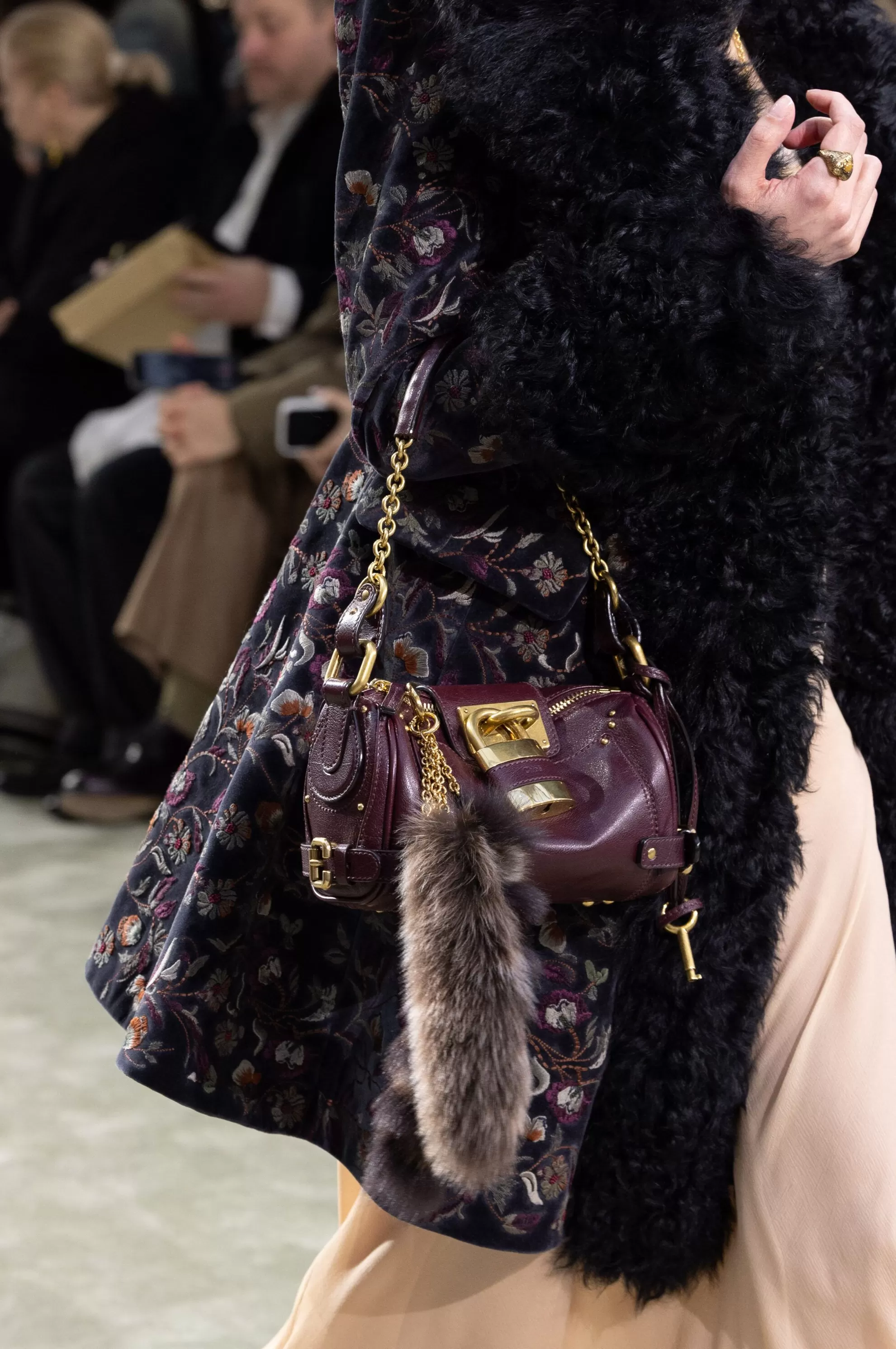 Bottega Veneta用香气致敬威尼斯,在Zara家居系列中过上地中海生活|是日美好事物-第13张图片- Bottega Veneta用香气致敬威尼斯,在Zara家居系列中过上地中海生活|是日美好事物-第13张图片-