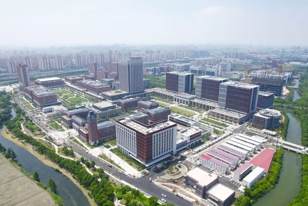 上海交通大学医学院浦东校区正式启用，迎来首批新生-第4张图片-