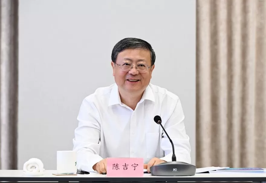 在人工智能发展上充分发挥“尖兵”作用！陈吉宁调研上海创智学院-第3张图片-