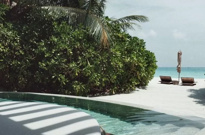 马尔代夫法里群岛丽思卡尔顿酒店推出多项体验，开启夏日海岛之旅 ｜文旅快讯-第2张图片-