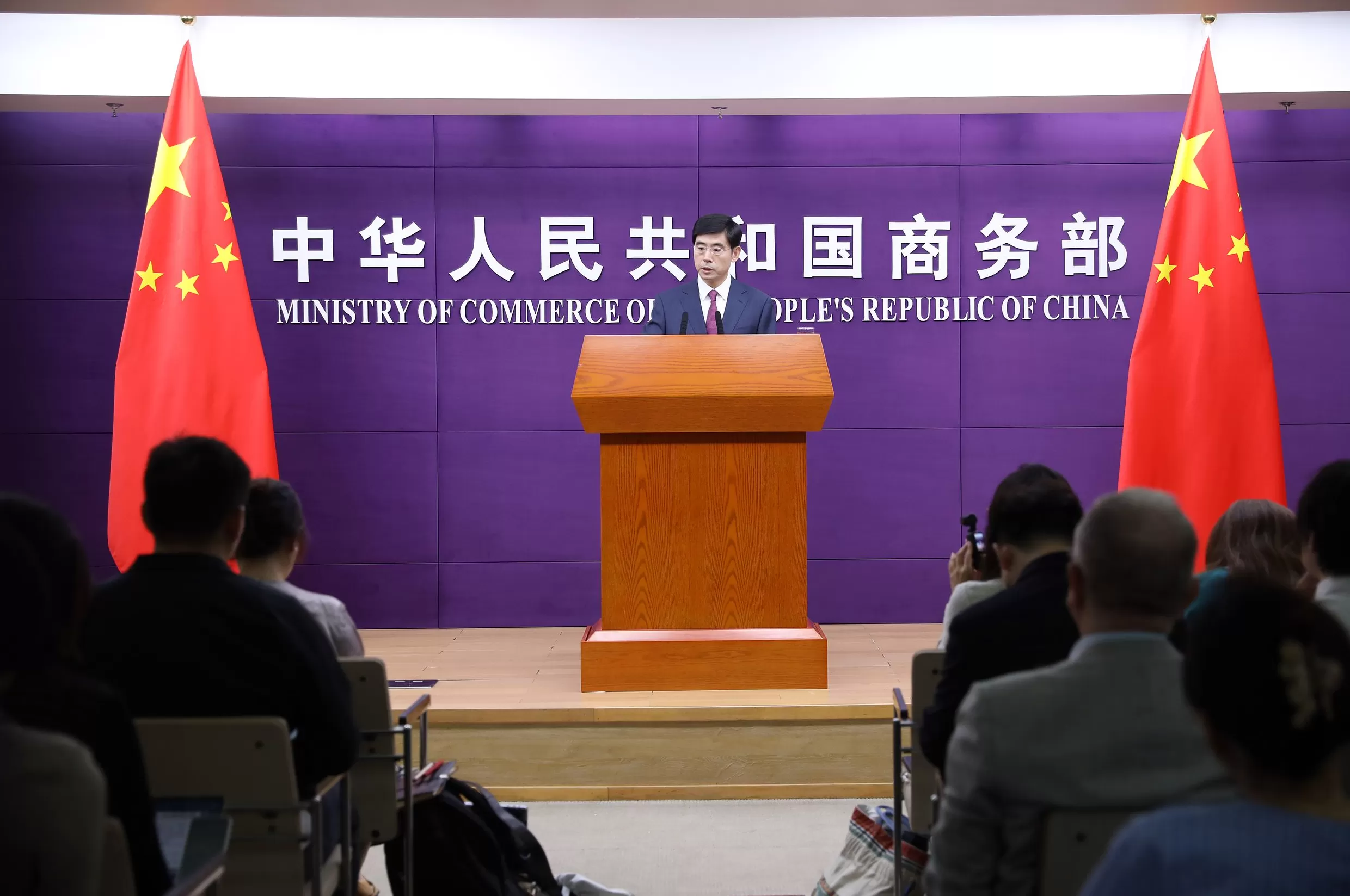 中美将在西班牙举行会谈,讨论美单边关税措施等问题-第1张图片- 中美将在西班牙举行会谈,讨论美单边关税措施等问题-第1张图片-