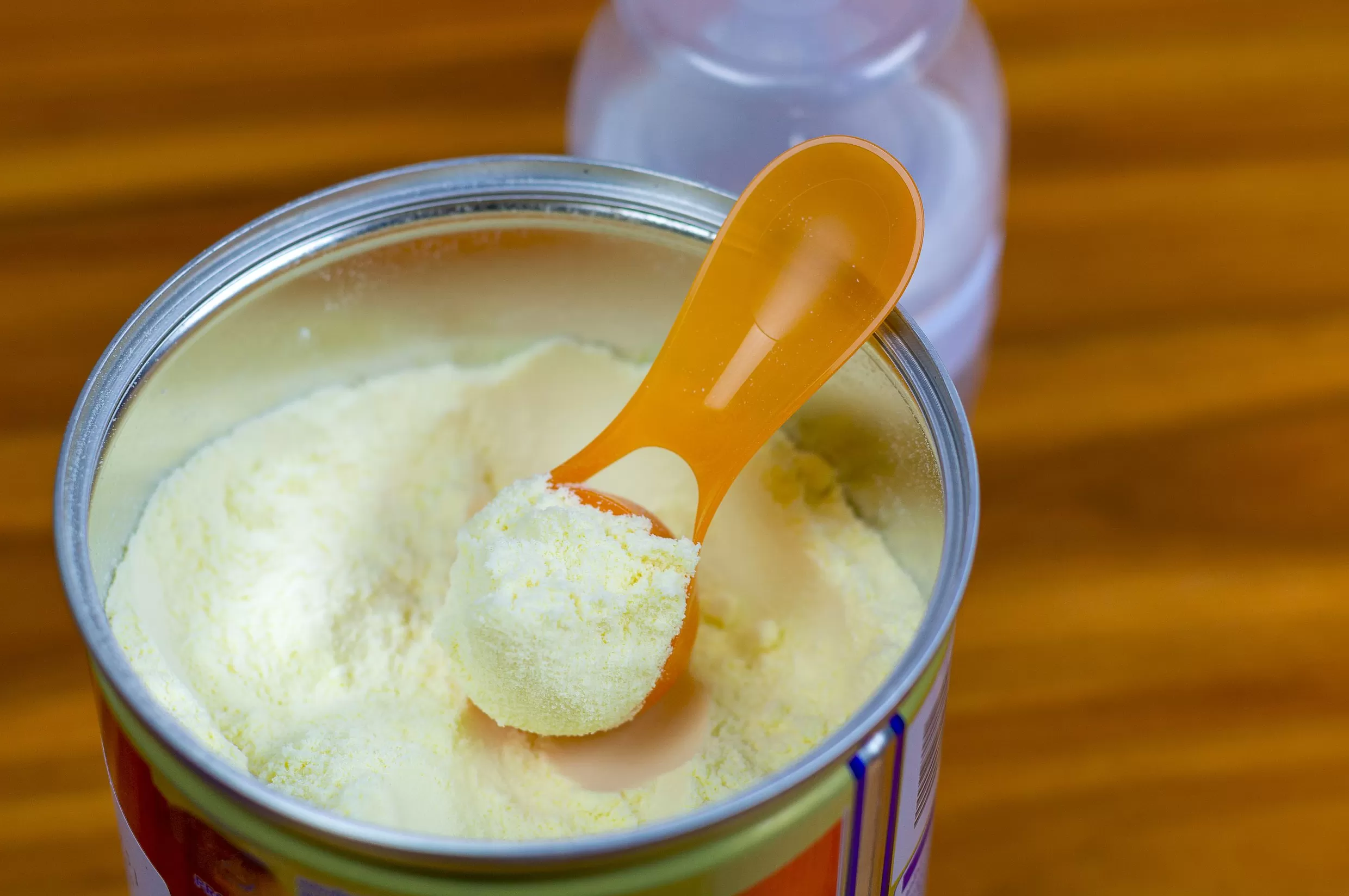 食品安全法修正草案通过，婴幼儿配方液态乳被纳入注册管理-第1张图片-