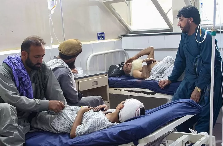 6.1级地震已致812人死亡，阿富汗为何遭遇“完美风暴”？-第1张图片-