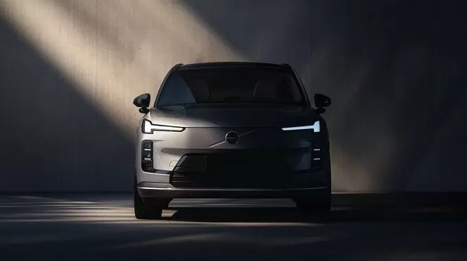 一周新车盘点 | 沃尔沃发布XC70混动车 比亚迪新增海狮07-第1张图片-