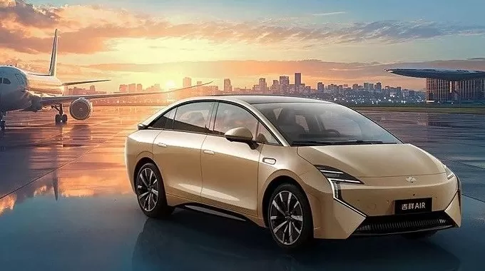 一周新车盘点 | 沃尔沃发布XC70混动车 比亚迪新增海狮07-第7张图片-