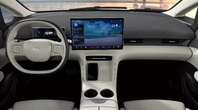 一周新车盘点 | 沃尔沃发布XC70混动车 比亚迪新增海狮07-第8张图片-