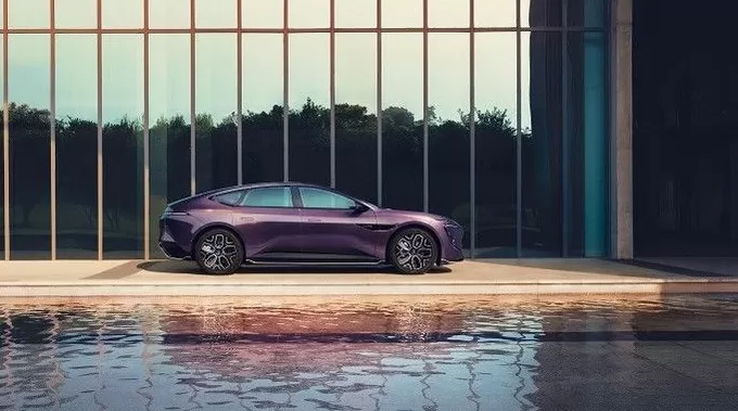 一周新车盘点 | 沃尔沃发布XC70混动车 比亚迪新增海狮07-第12张图片-