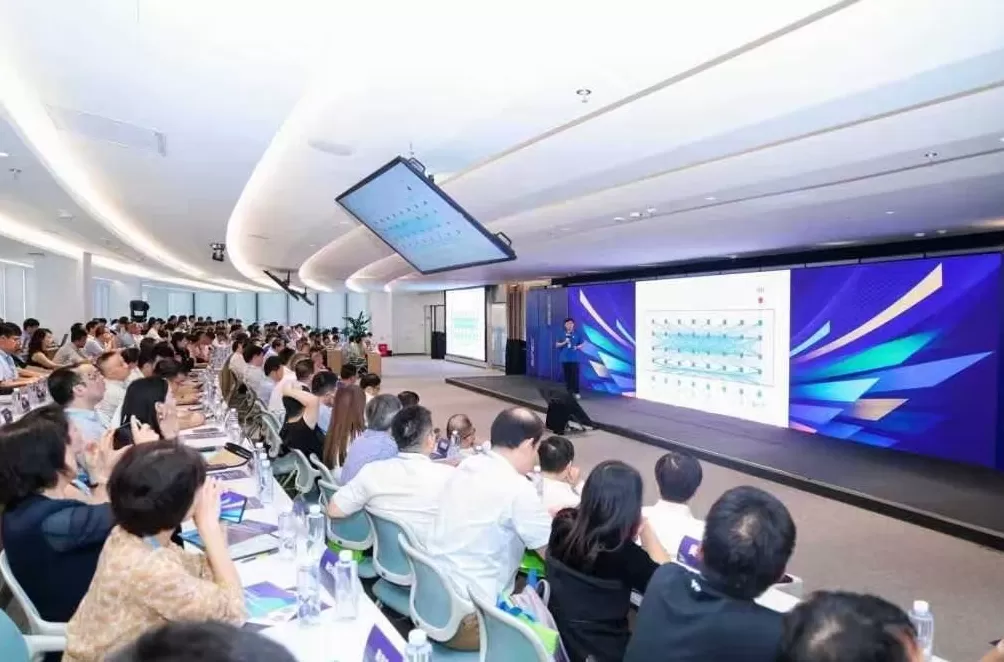 马上评|上海这家成立仅一年的学院,何以勇为AI尖兵-第1张图片- 马上评|上海这家成立仅一年的学院,何以勇为AI尖兵-第1张图片-