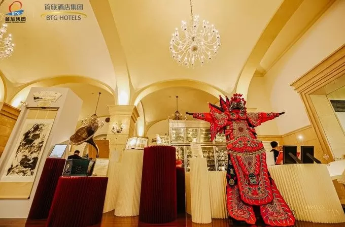 首旅酒店集团开启“精彩长安街•宝藏酒店奇遇记”，上海外滩W酒店与南翔馒头殿跨界合作 | 一周旅行指南-第2张图片-