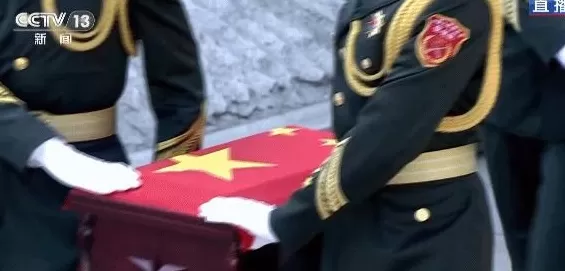 英雄安息！第十二批在韩志愿军烈士遗骸安葬仪式全纪实-第2张图片-