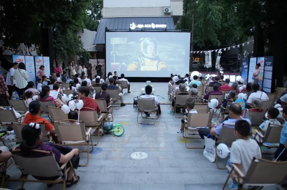 好故事没有国界——写在第二届金熊猫奖举办之际-第3张图片-