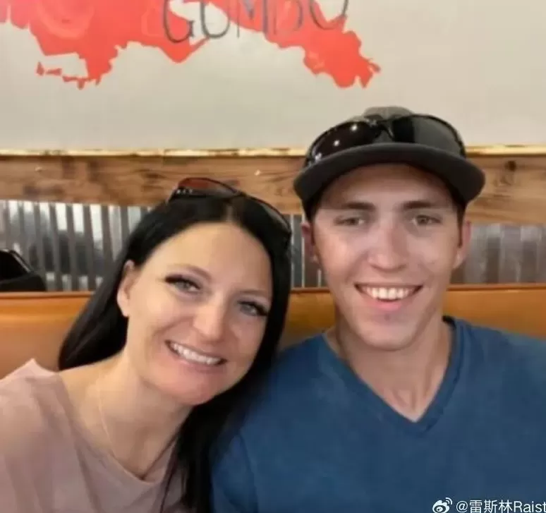 查理柯克很像美国司马南-第1张图片-