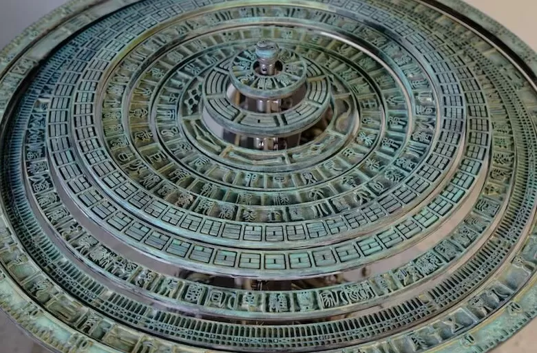 当AI相遇青年艺术家，上海青年美展探索人机共生-第3张图片-