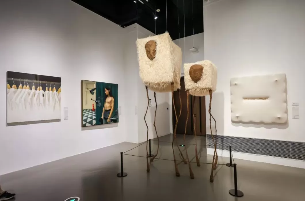 当AI相遇青年艺术家，上海青年美展探索人机共生-第4张图片-