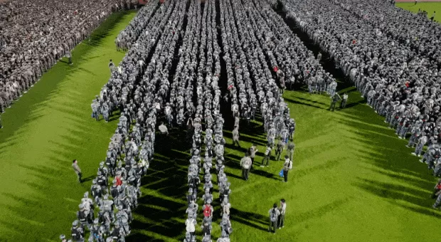 超燃!清华、上海交大等高校新生夜间拉练20公里-第8张图片- 超燃!清华、上海交大等高校新生夜间拉练20公里-第8张图片-