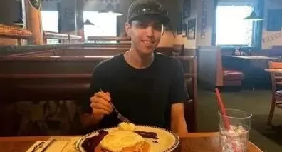 震动美国的刺杀案凶手，被慈父大义灭亲了-第6张图片-