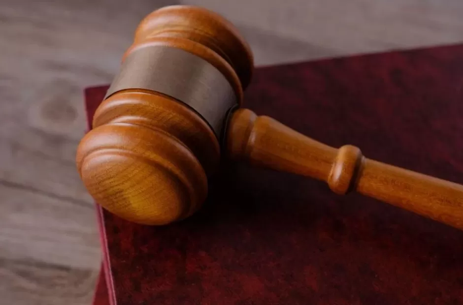 男子遗弃儿子、辱骂母亲，还放话道：“那你去法院告我吧！”-第1张图片-