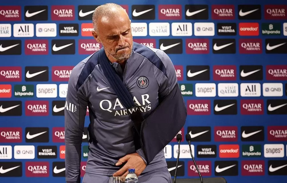 竞彩湃｜大巴黎客场力争四连胜，曼市德比谁主沉浮？-第1张图片-