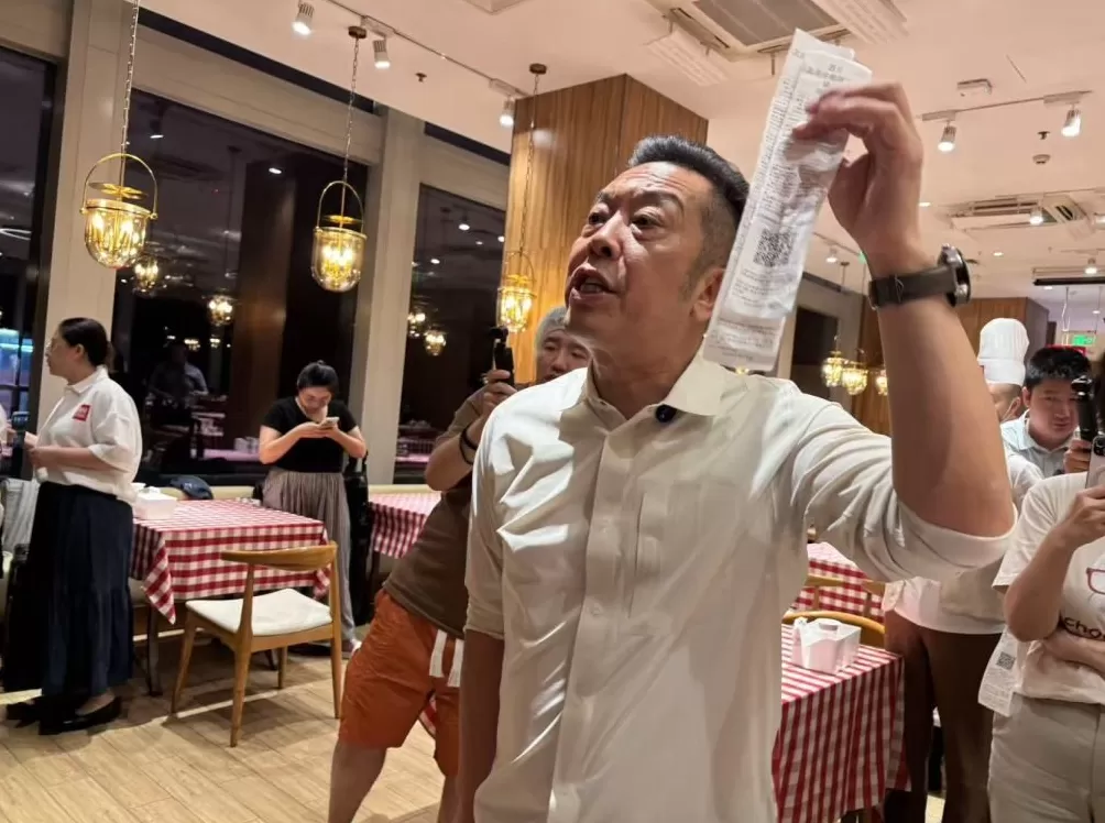 西贝暂停后厨参观！客服回应兼顾服务效率和客户体验，罗永浩称“事情告一段落”-第1张图片-