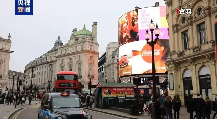 超10万人参加，伦敦爆发大规模抗议活动！期间爆发冲突，26名警察受伤，至少25人被捕-第5张图片-