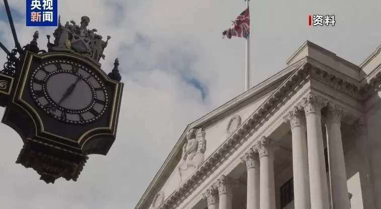 超10万人参加，伦敦爆发大规模抗议活动！抗议者和警察发生暴力冲突，马斯克“意外现身”，他呼吁英国“更换政府”-第6张图片-