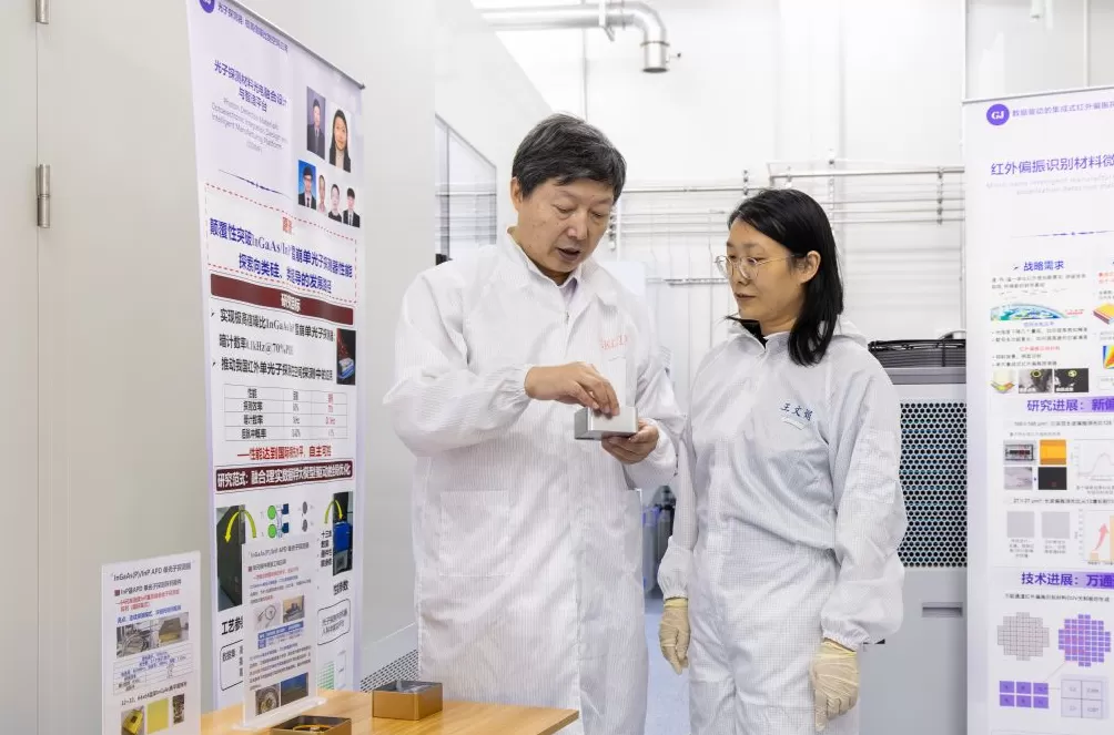 把论文写在浩瀚星河，他擦亮了中国安在太空中的“眼睛”-第1张图片-