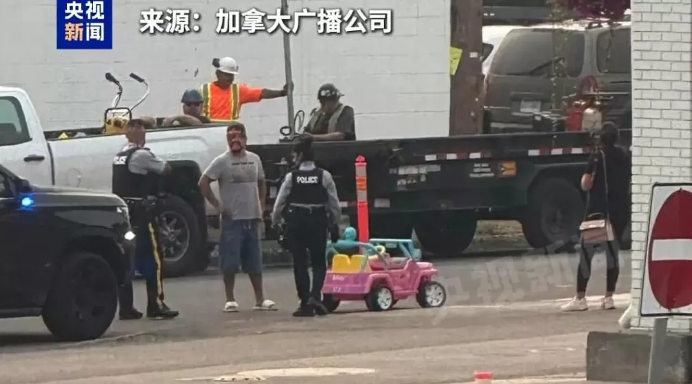 一外国男子酒驾开玩具车上路被捕-第1张图片- 一外国男子酒驾开玩具车上路被捕-第1张图片-