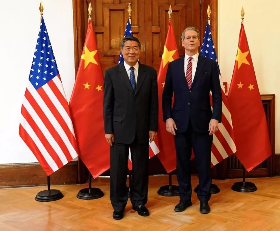 中美西班牙会谈前合影-第1张图片-