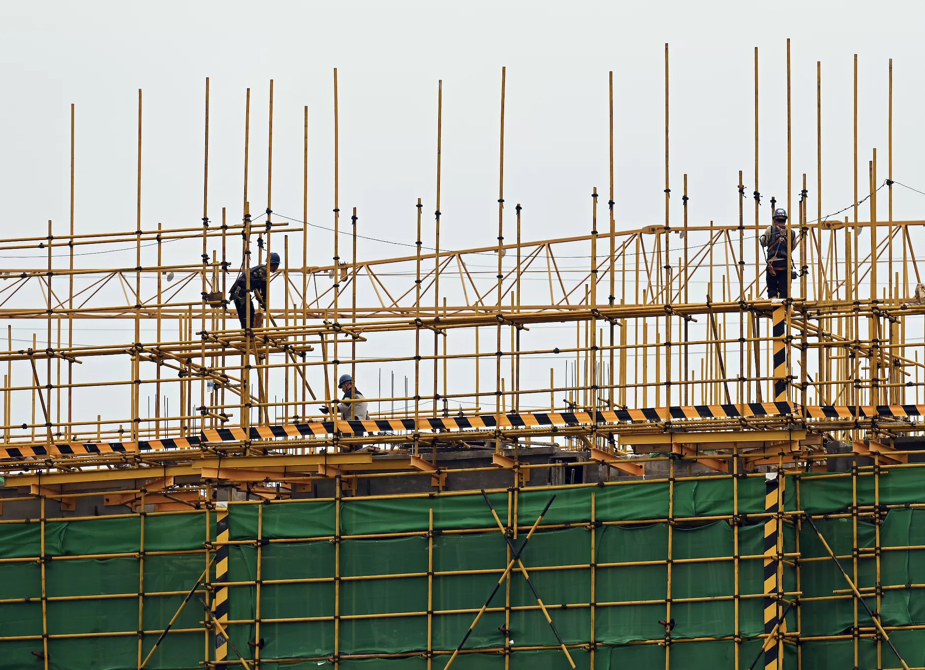 前8个月投资增速有所回落，分析师：接下来基建投资或将提速-第1张图片-