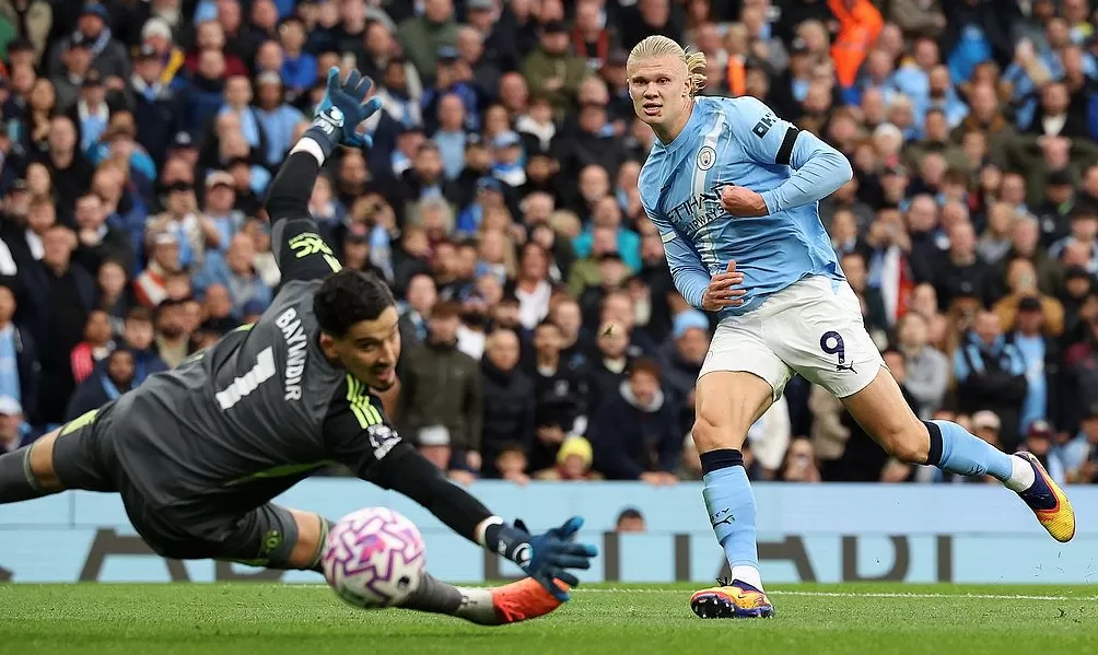 深一度｜当曼城洗心革面，曼联只有换帅？-第2张图片-