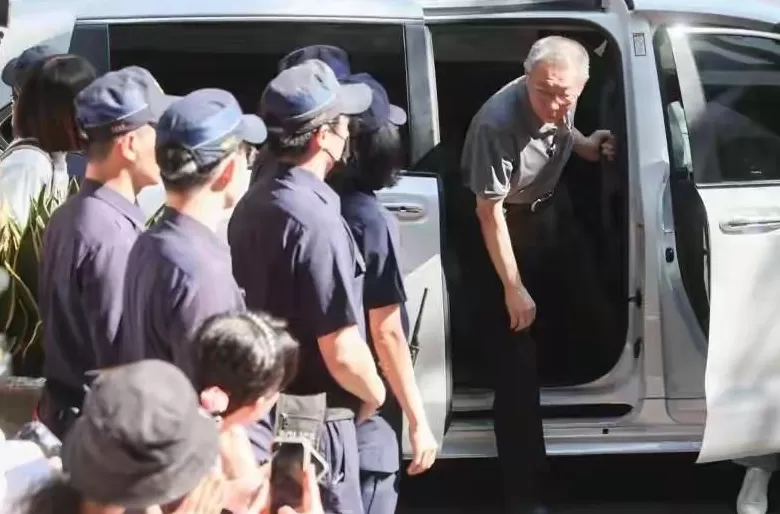 今天将被关回去？柯文哲感叹：老百姓面对行政机器渺小无力-第1张图片-