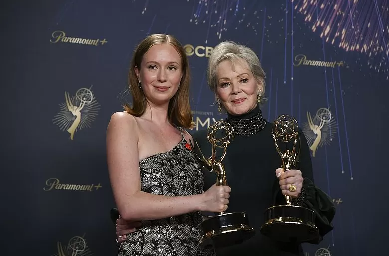 艾美奖最年轻得主！15岁欧文·库珀凭《混沌少年时》获最佳男配-第7张图片-