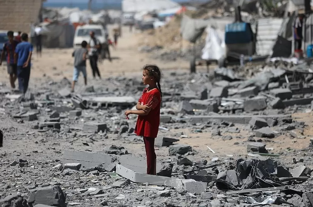 第1现场｜“坚如磐石”的到访与 “不知去哪”的逃亡-第6张图片-